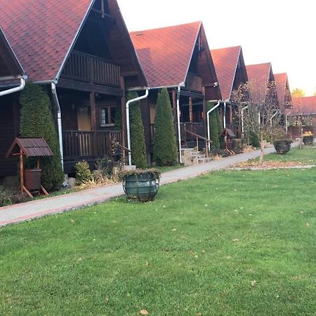 Irgo Villa Извоаре Екстериор снимка
